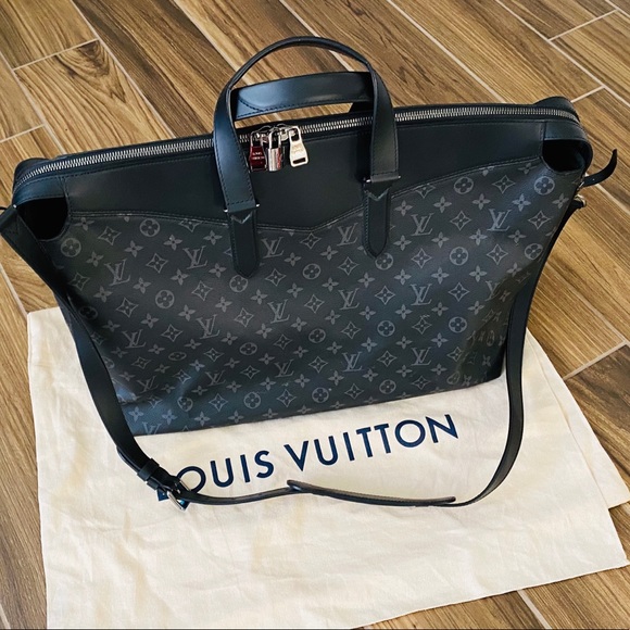 Louis Vuitton Other - Men's Louis Vuitton Eclipse Explorer Travel Bag